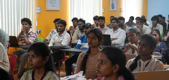 One-on-One Spoken English Classes in Anna Nagar Coaching