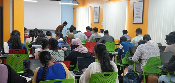 Spoken English Classes in Anna Nagar Practice Sessions